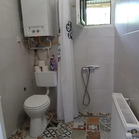 Leda Apartman דירה קסזטלי