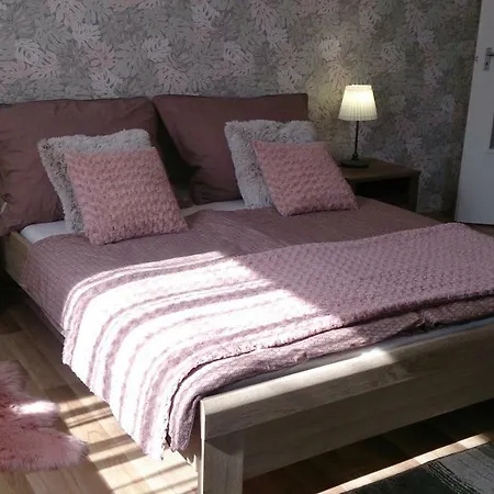 Leda Apartman קסזטלי